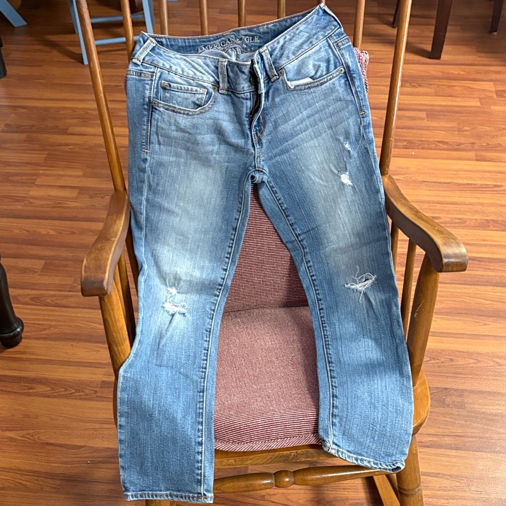 Distressed Blue Jeans Croped